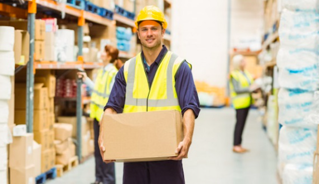 مطلوب عمال مستودع